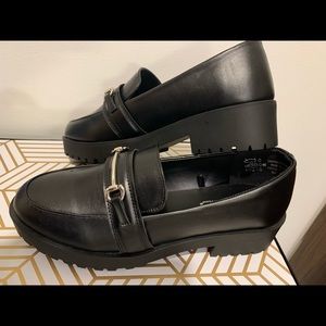 Ardene Chunky Track Loafers Size 8